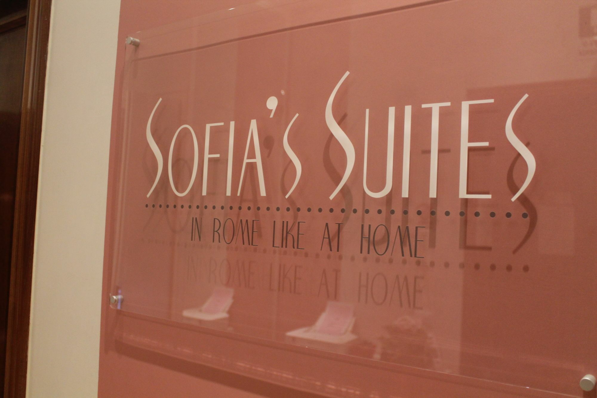 Sofia'S Suites Guesthouse Róma Kültér fotó